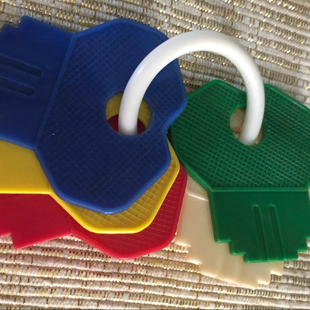 - - Vintage keys rattle